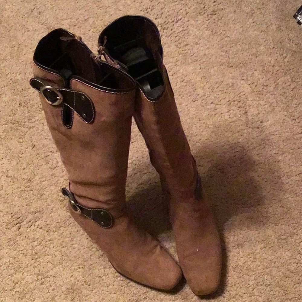 Aerosoles Suede boots